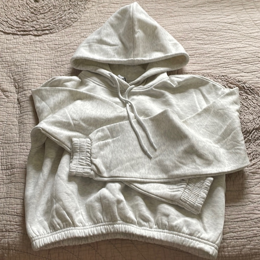 H&M Divided Crop Hoodie